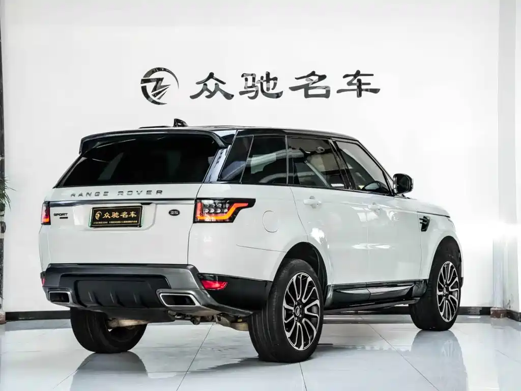 Land Rover Sport PHEV — миниатюра 4