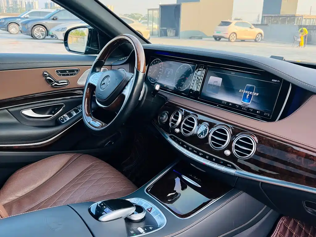 Mercedes-Benz S-Class — миниатюра 24