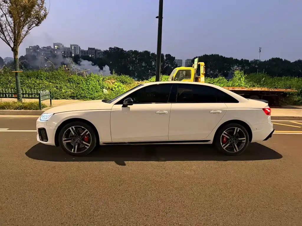 Audi A4L — миниатюра 3