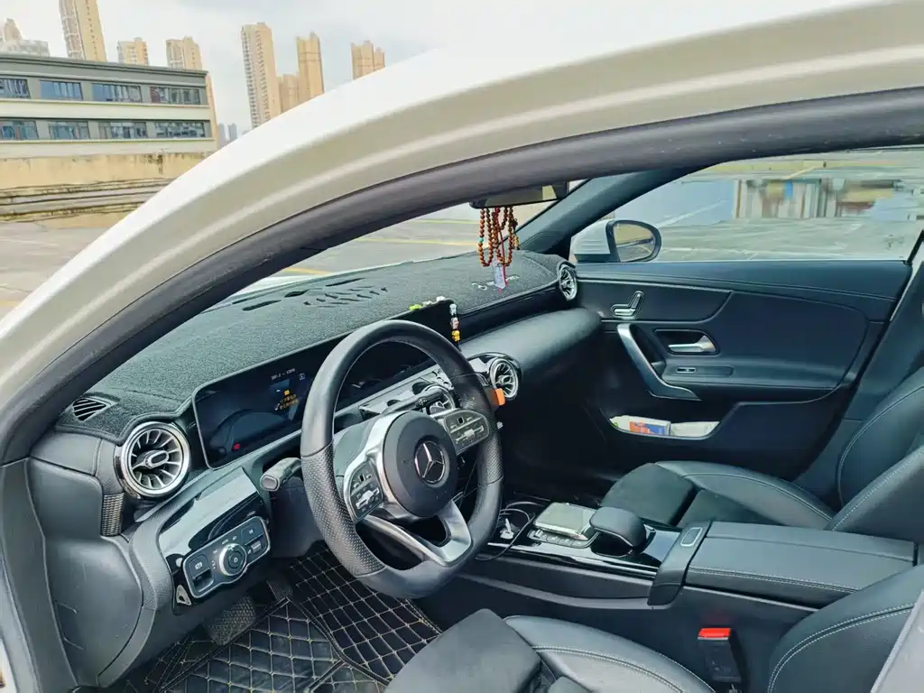 Mercedes-Benz A-Class — миниатюра 4