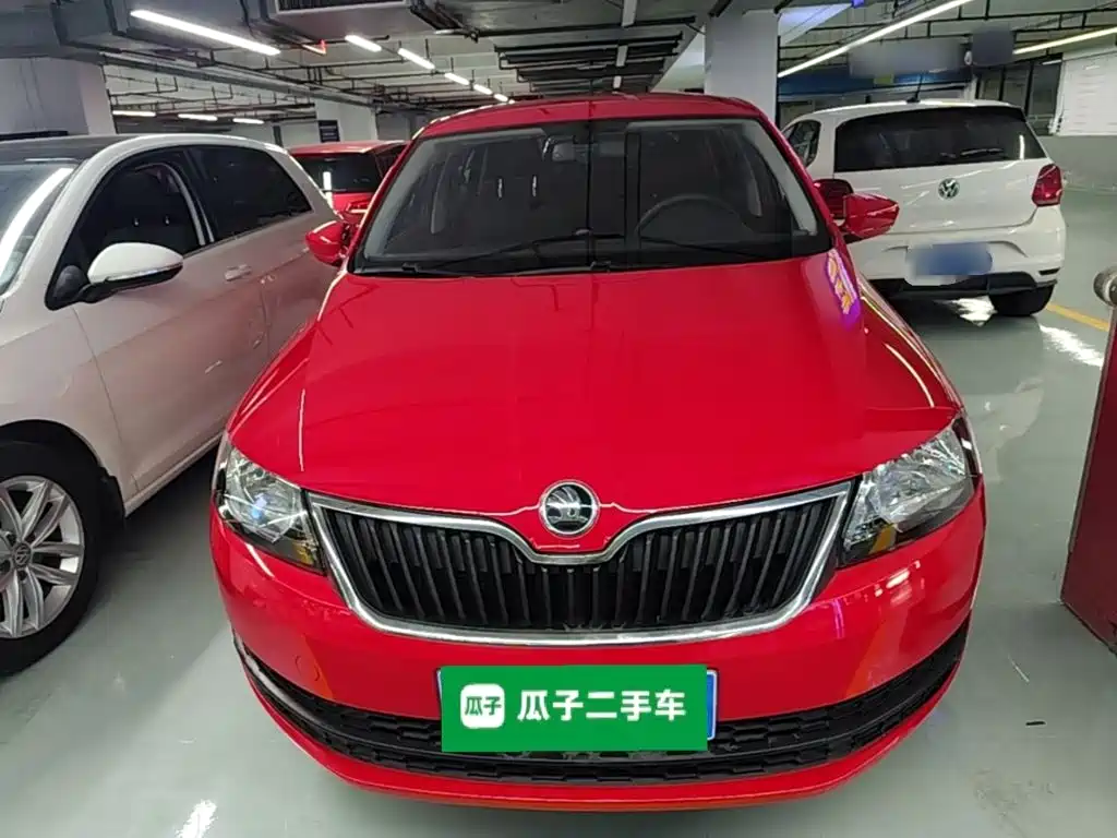 Skoda Rapid Spaceback — миниатюра 3