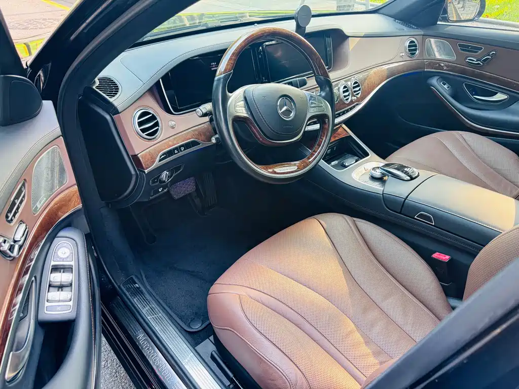 Mercedes-Benz S-Class — миниатюра 4