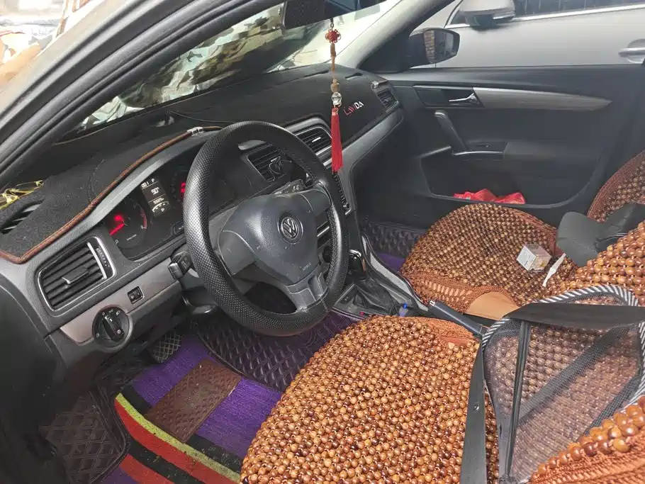 Volkswagen Lavida — миниатюра 9