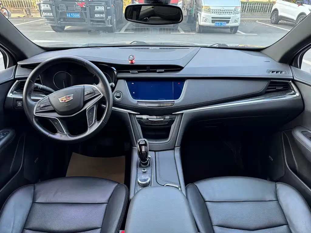 Cadillac XT5 — миниатюра 6