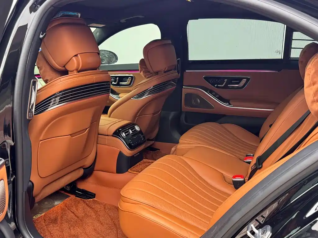 Mercedes-Benz S-Class — миниатюра 11