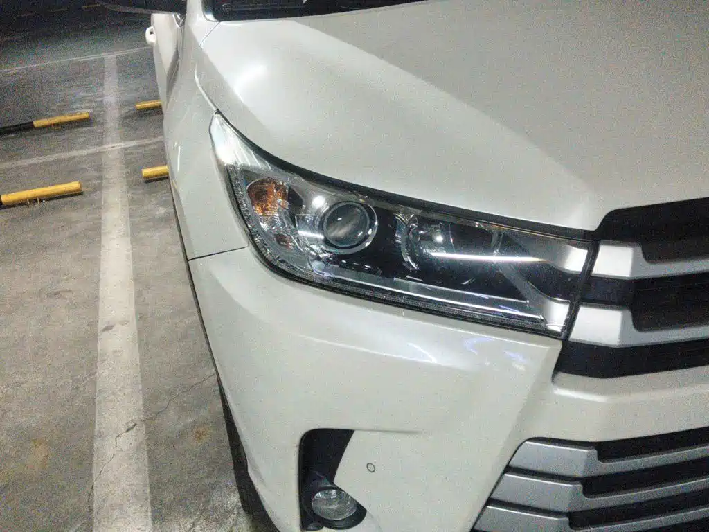 Toyota Highlander — миниатюра 7