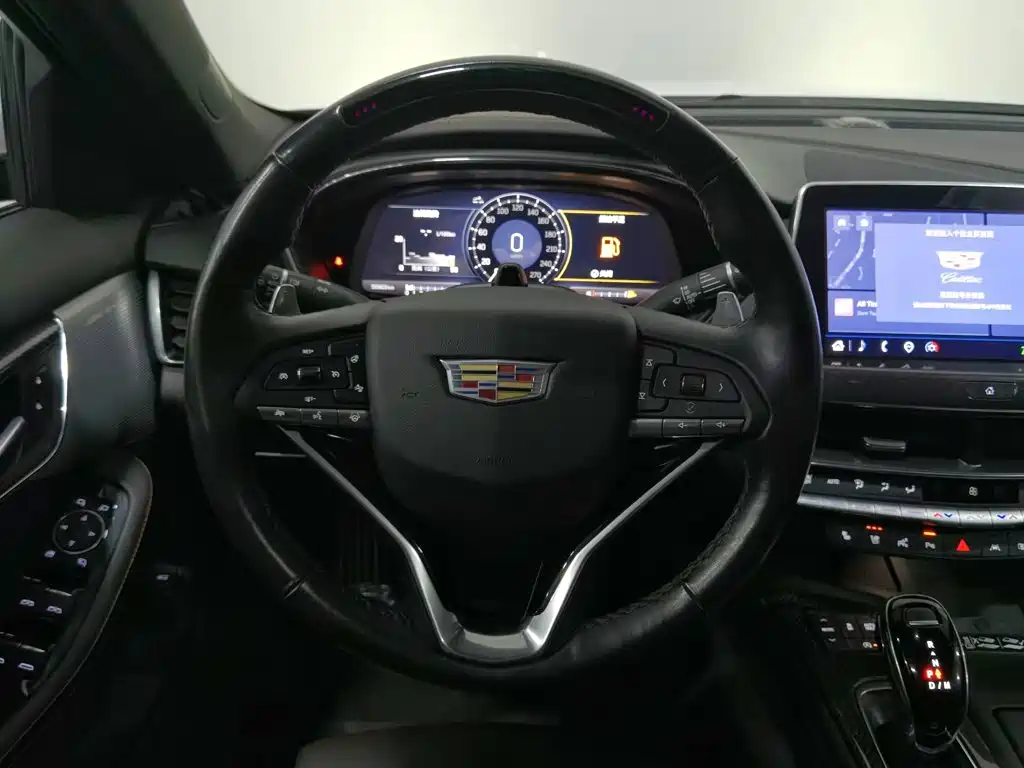 Cadillac CT5 — миниатюра 11