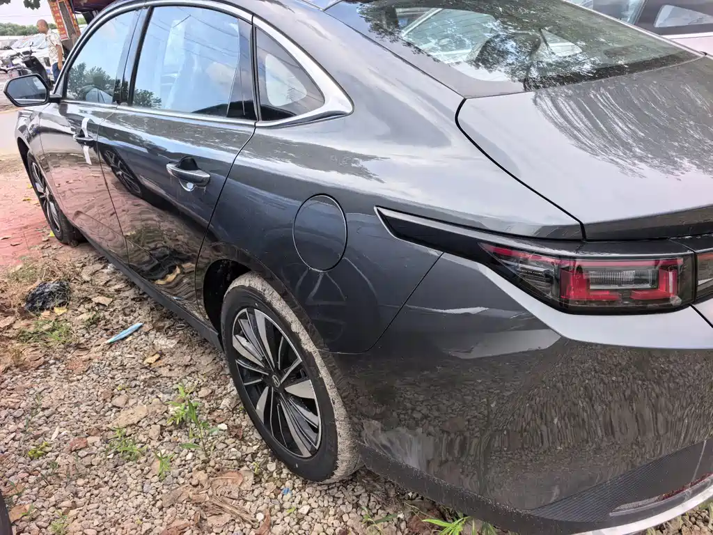 Changan Побег PHEV — миниатюра 8