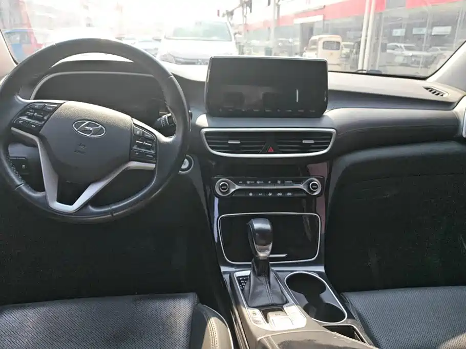 Hyundai Tucson — миниатюра 12