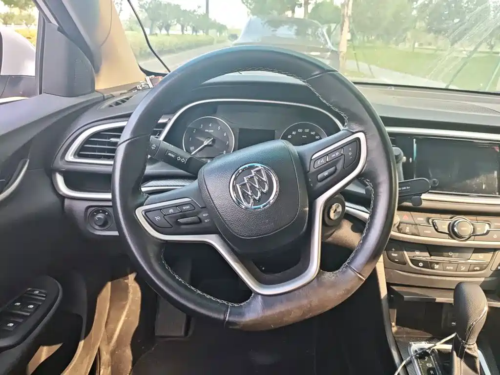 Buick Excelle — миниатюра 6