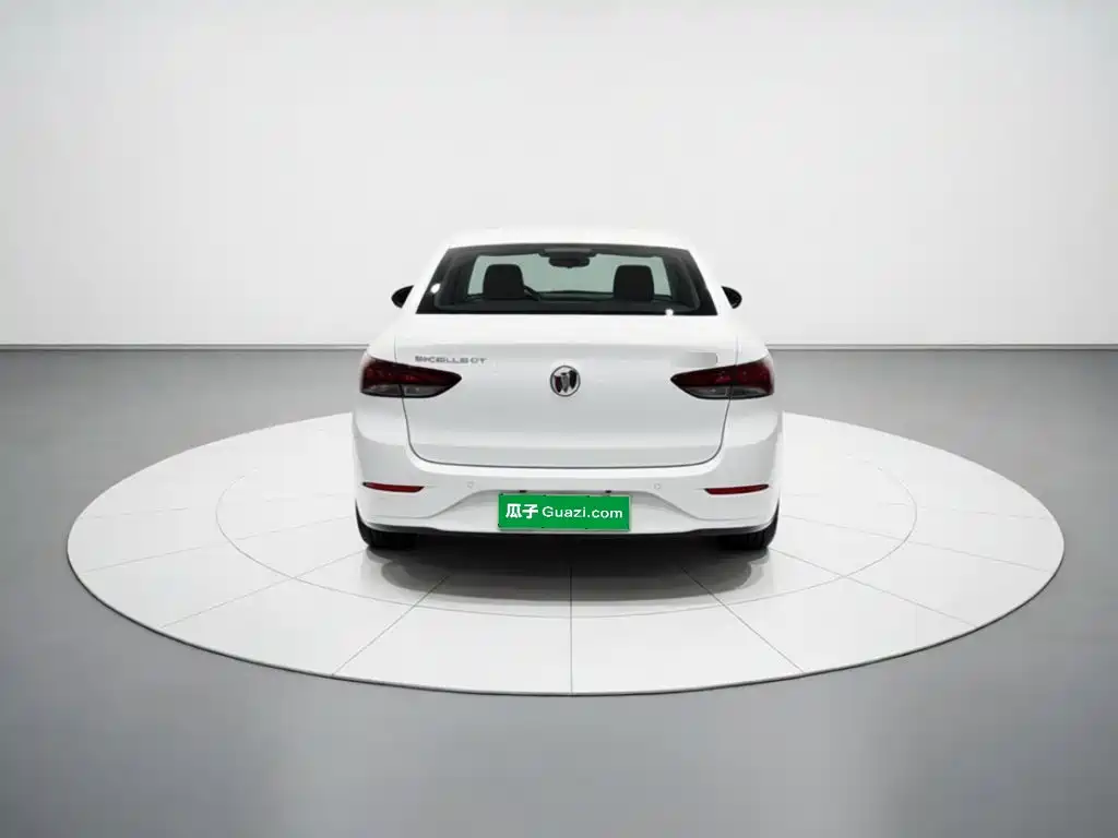 Buick Excelle — миниатюра 3
