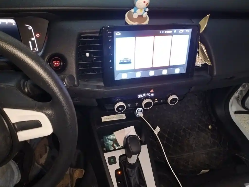 Honda Fit — миниатюра 9