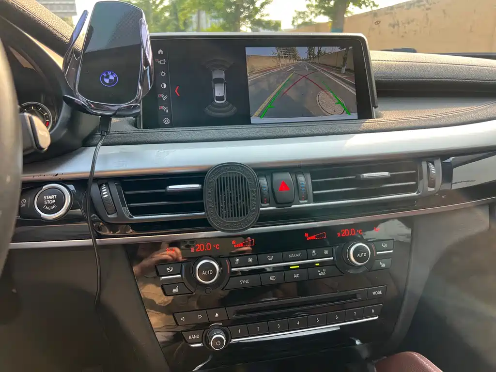 BMW X6 — миниатюра 11