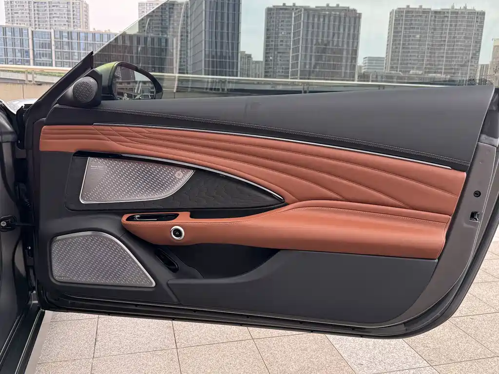 Maserati GranTurismo — миниатюра 11