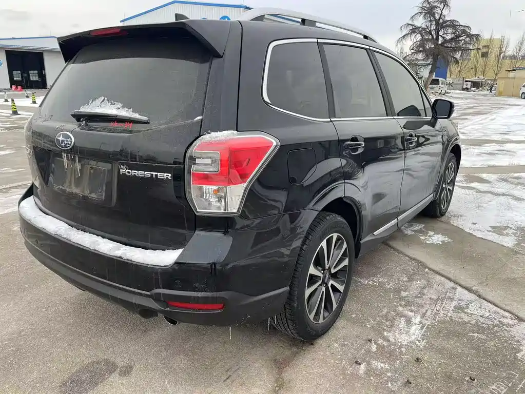 SUBARU FORESTER
