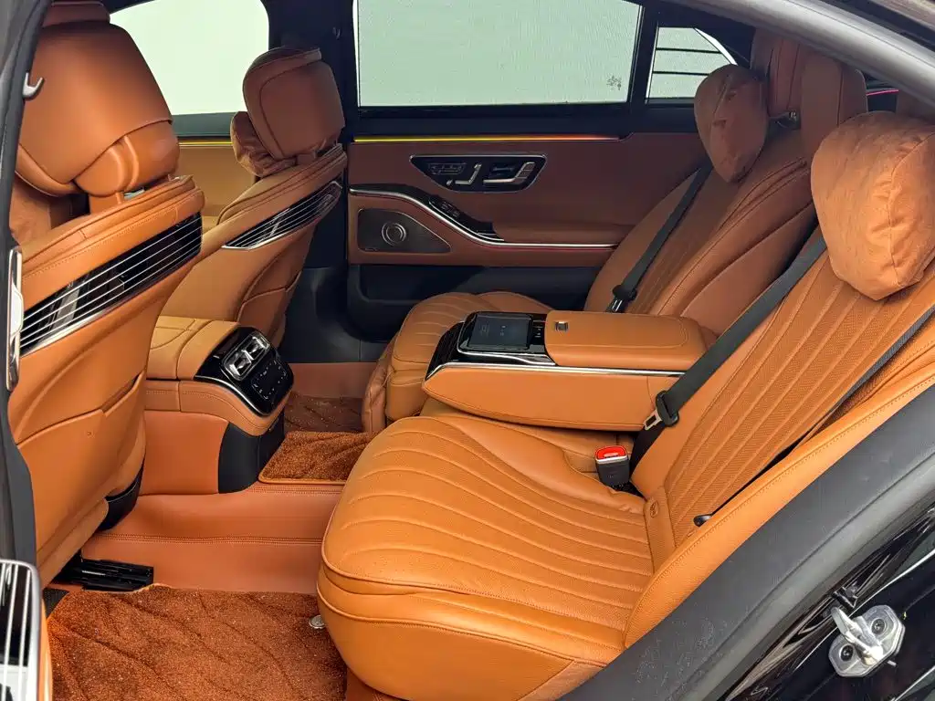 Mercedes-Benz S-Class — миниатюра 12