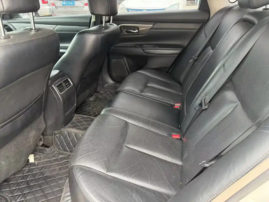 Nissan Teana — миниатюра 4