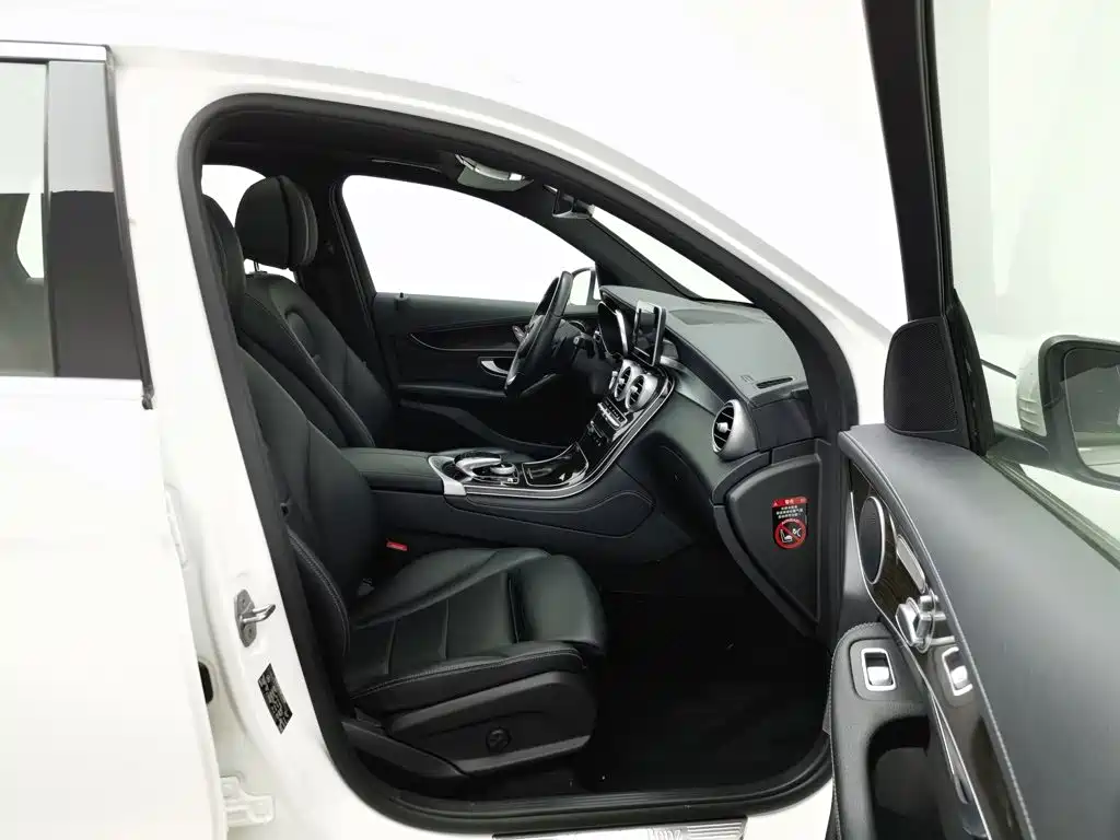 Mercedes-Benz GLC — миниатюра 23