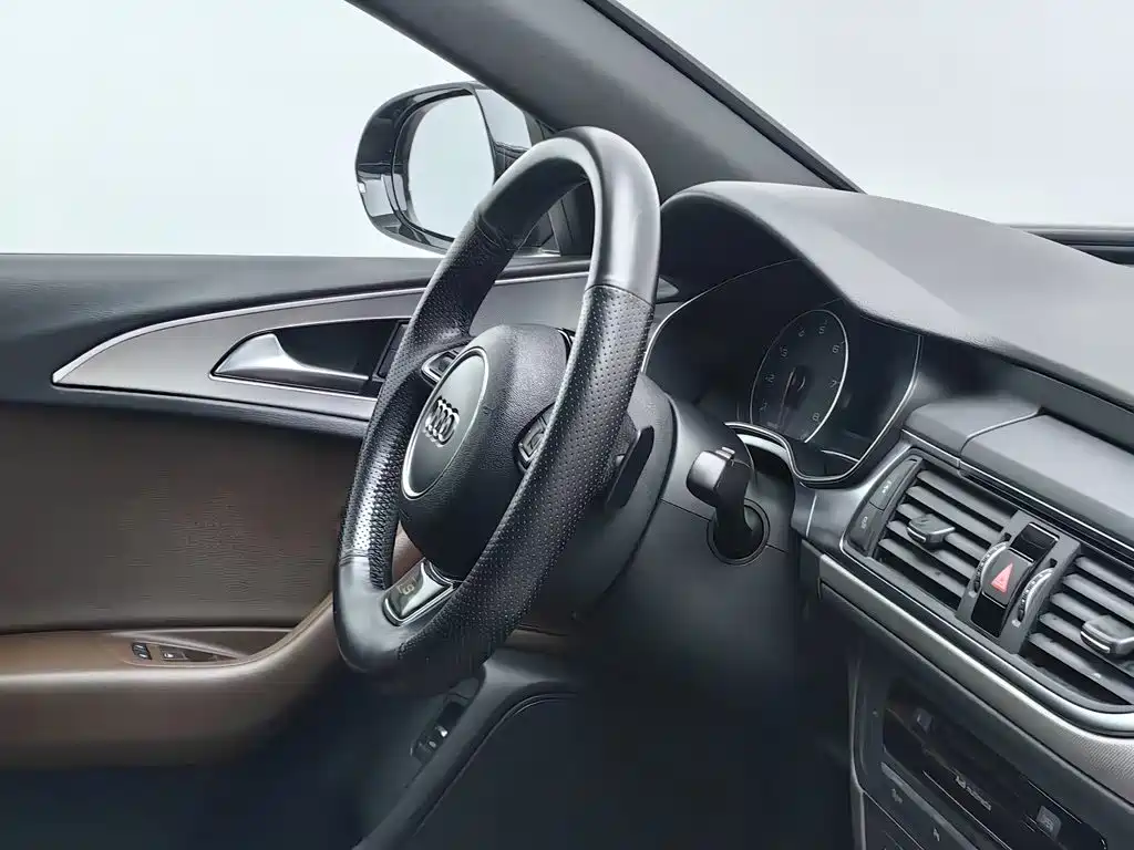 Audi A6L — миниатюра 22