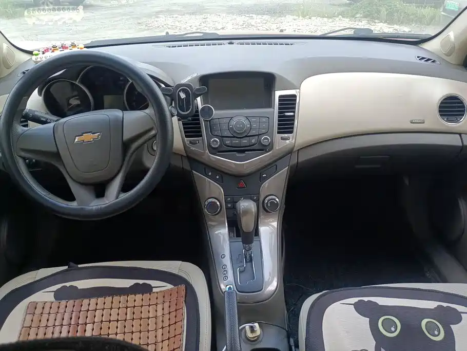 Chevrolet Cruze — миниатюра 12