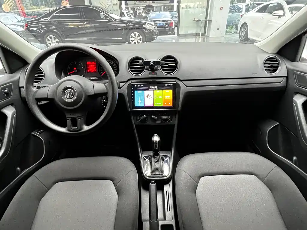 Volkswagen Jetta — миниатюра 21