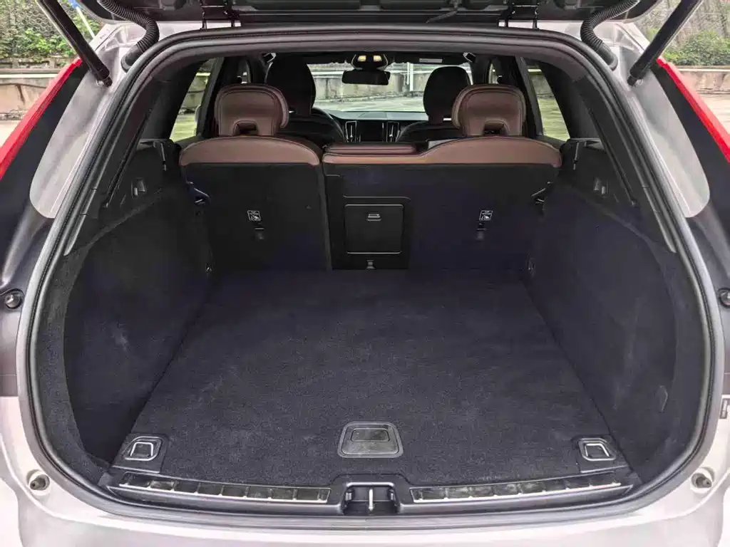 Volvo XC60 — миниатюра 6