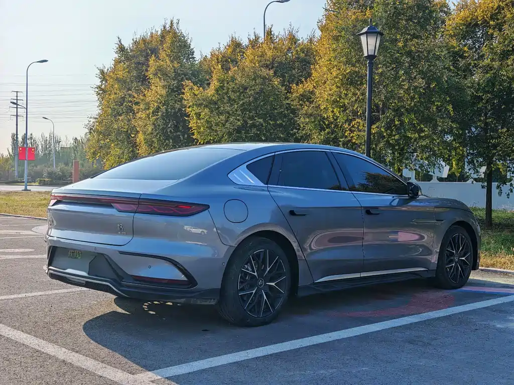 BYD Han — миниатюра 6