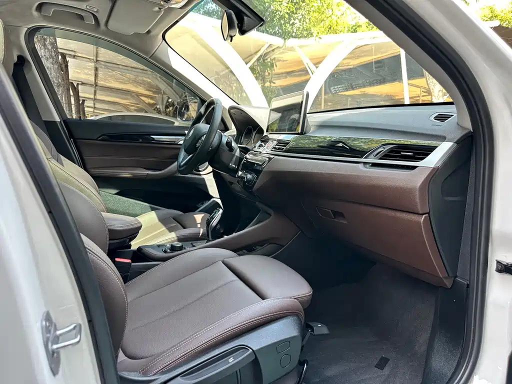 BMW X1 — миниатюра 20