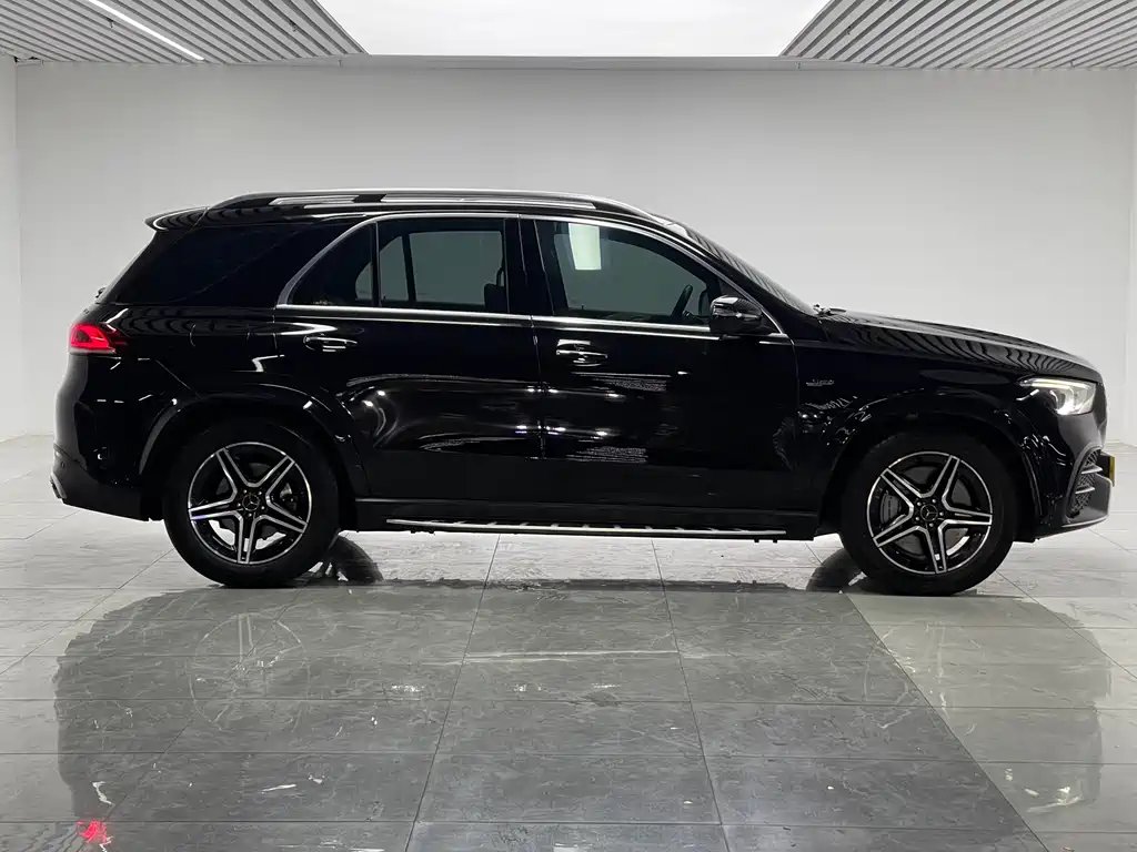 MERCEDES-BENZ GLE AMG