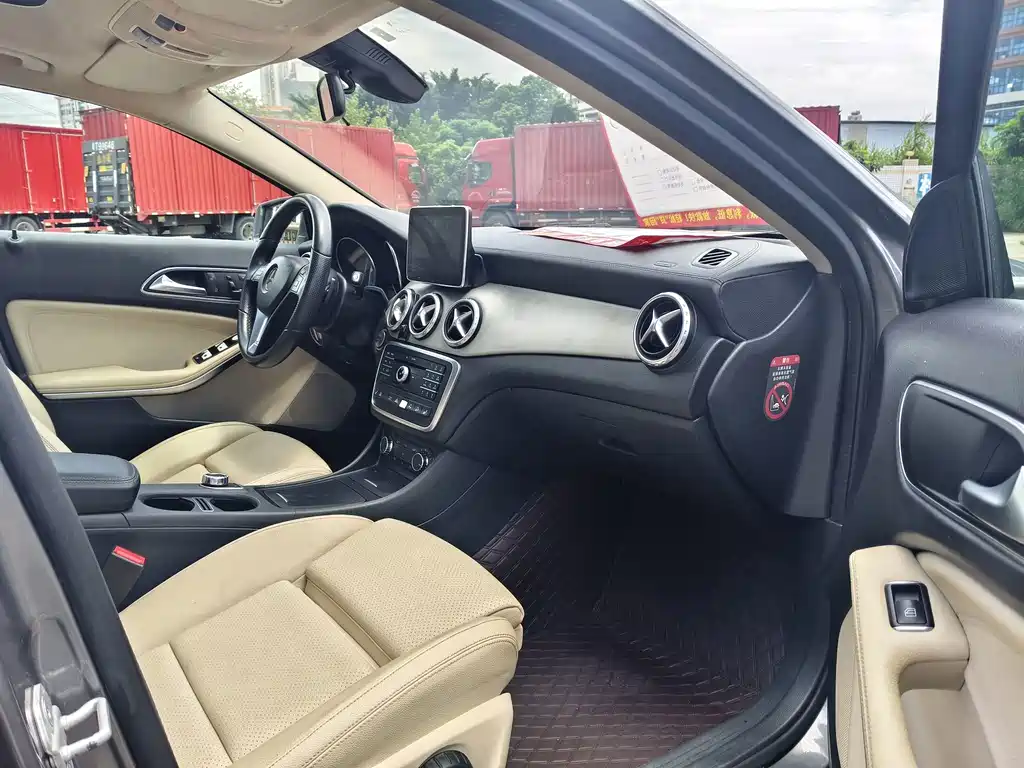 Mercedes-Benz GLA — миниатюра 9