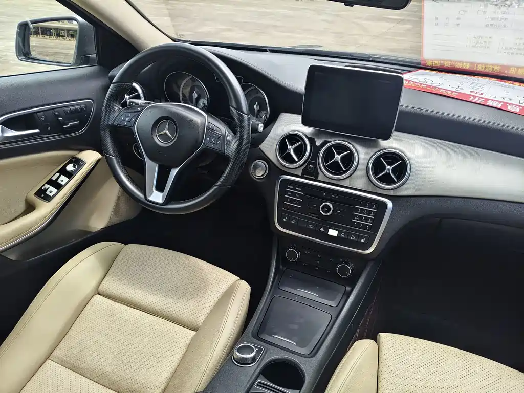 Mercedes-Benz GLA — миниатюра 13