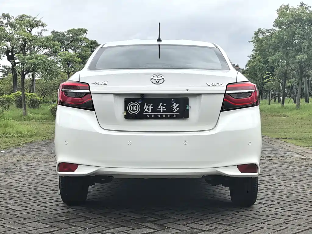 Toyota Vios — миниатюра 6