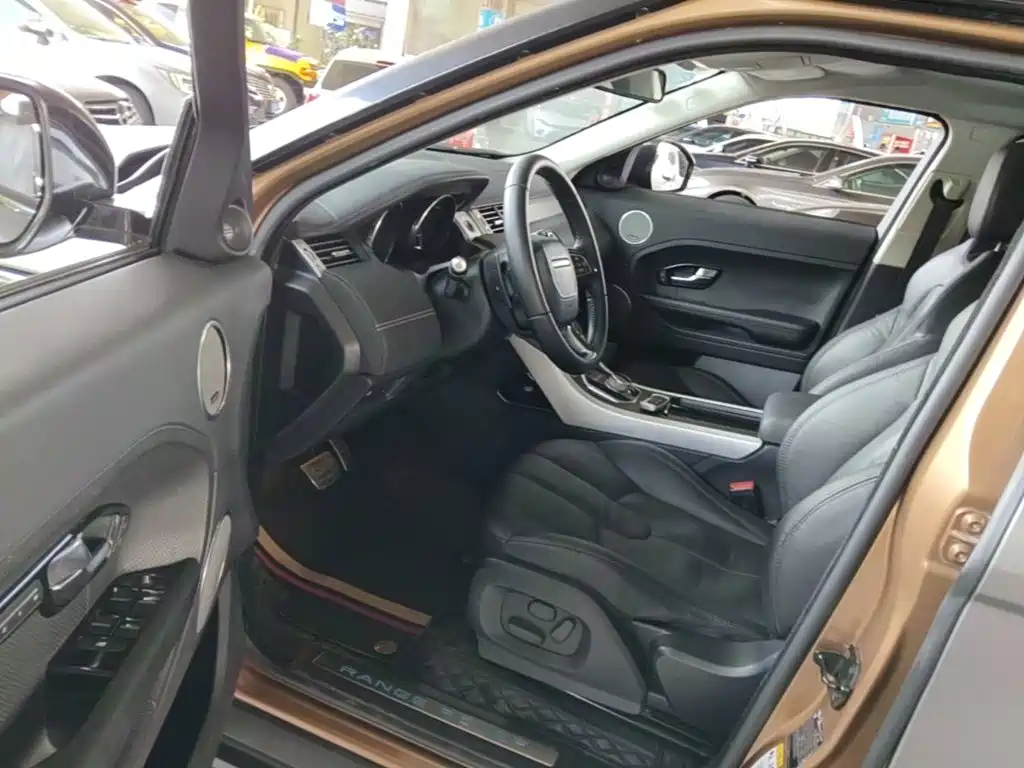 Land Rover Evoque (Import) — миниатюра 16