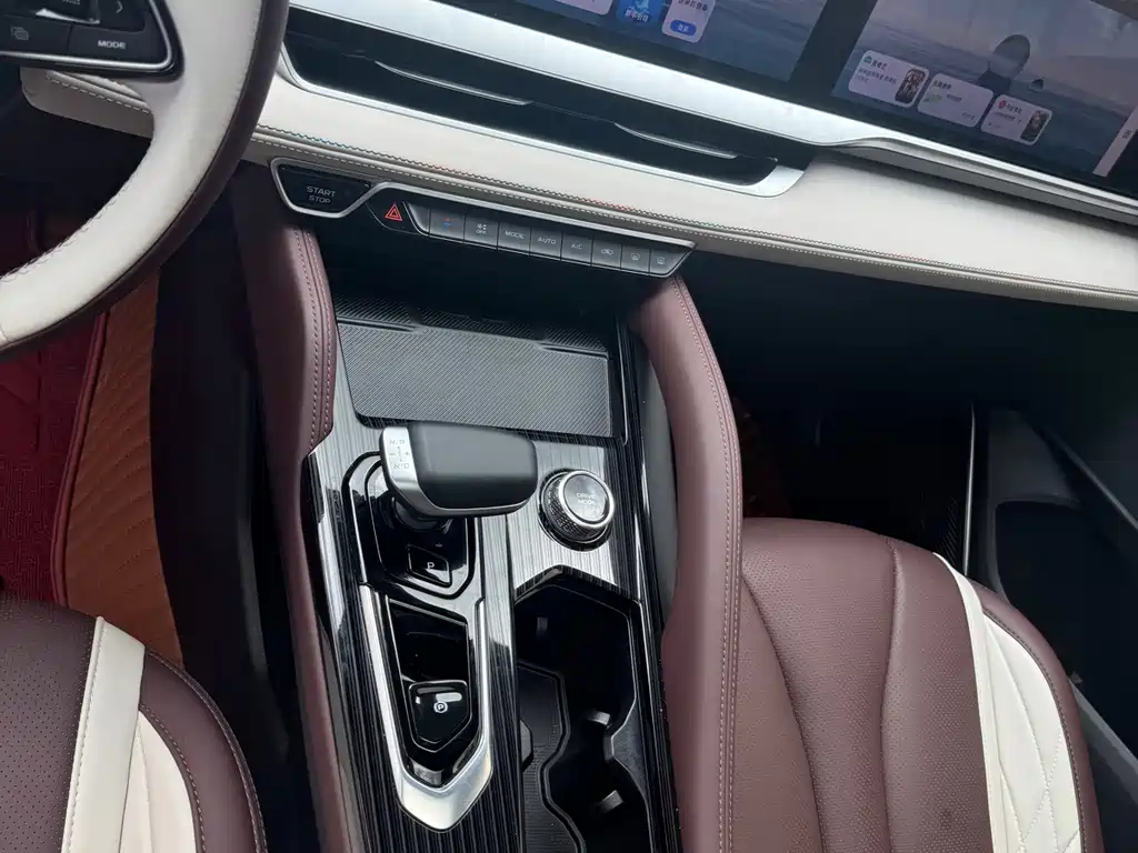 Geely Xingyue L — миниатюра 14