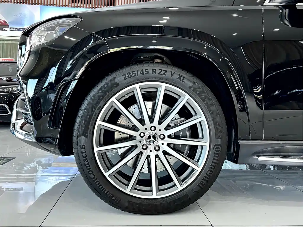 Mercedes-Benz GLS — миниатюра 31