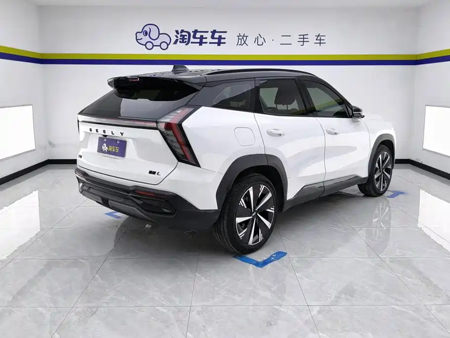 Geely Boyue L — миниатюра 3