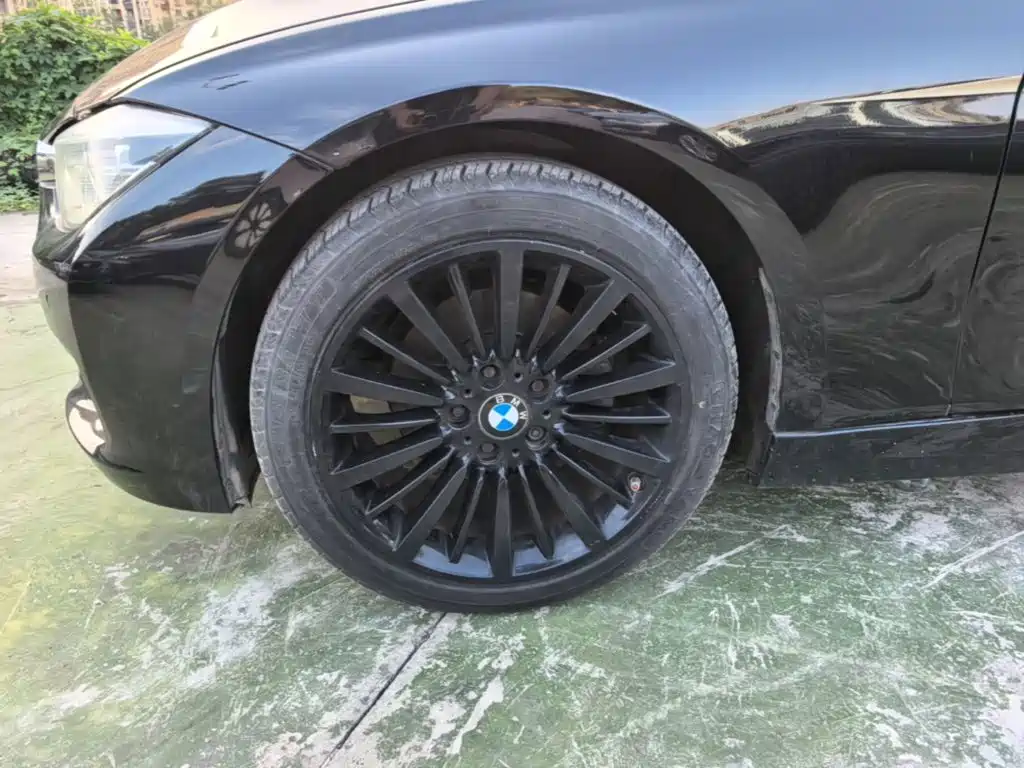 BMW 3 Series — миниатюра 23