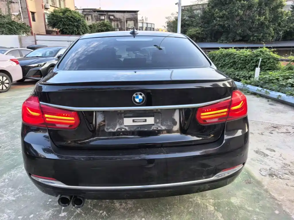 BMW 3 Series — миниатюра 6