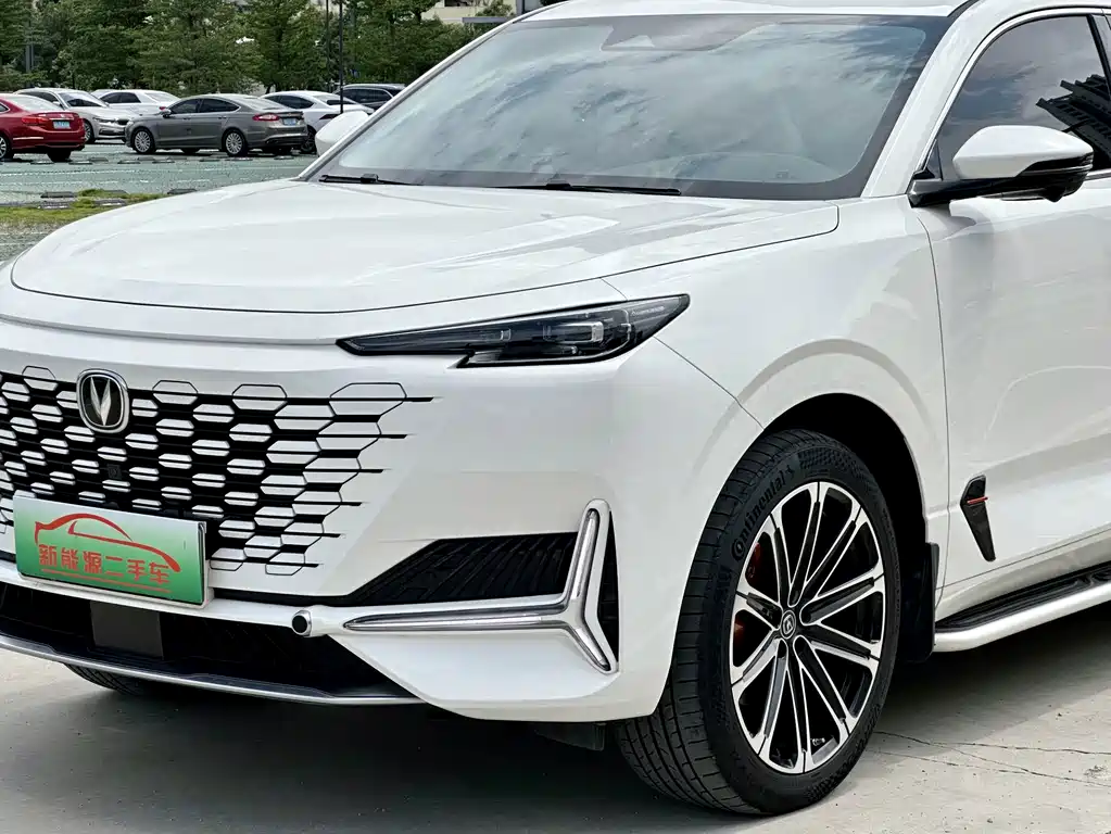 Changan UNI-K iDD — миниатюра 8