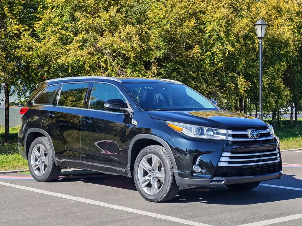 Toyota Highlander — миниатюра 3