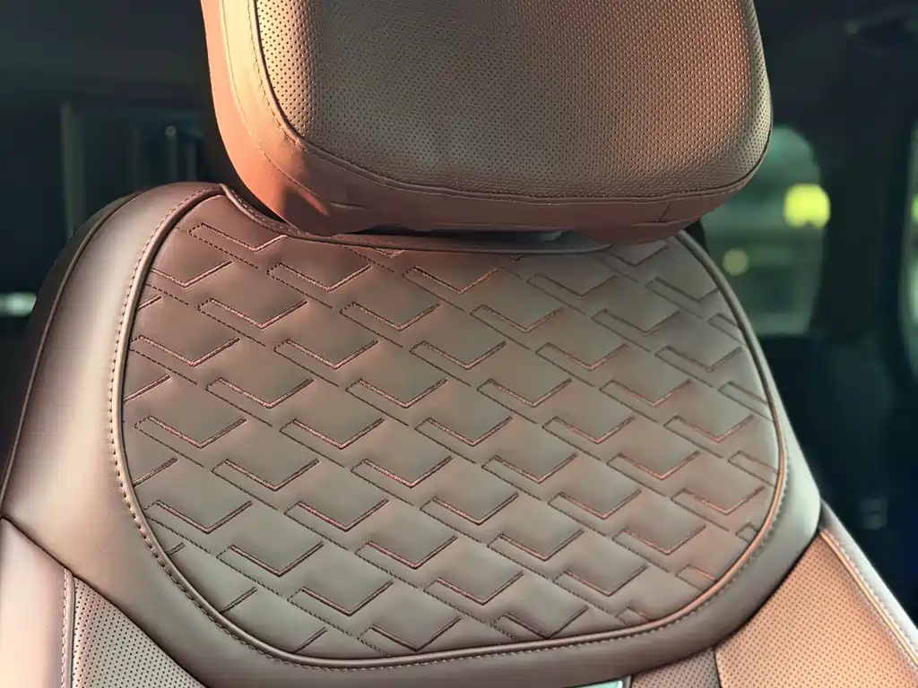 Land Rover Range Rover — миниатюра 26