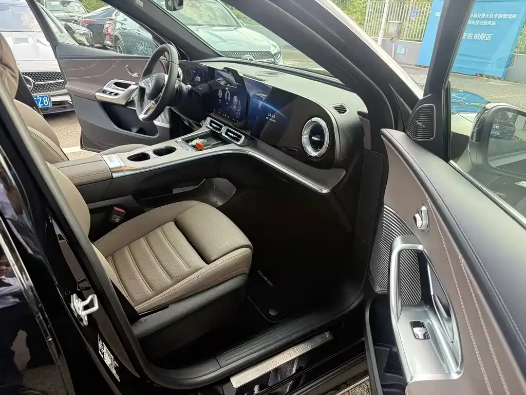 Mercedes-Benz GLC New Energy — миниатюра 8