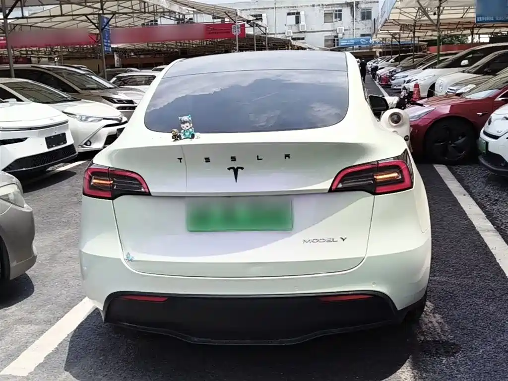 Tesla Model Y 2021 3D7