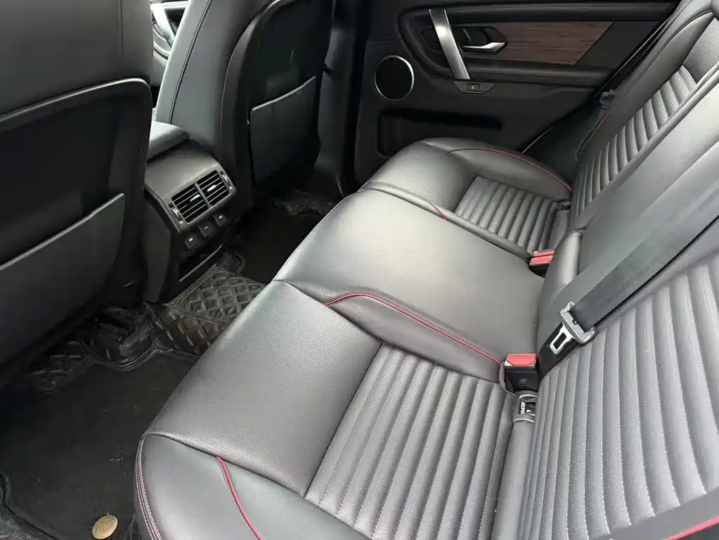 Land Rover Discovery Sport — миниатюра 6