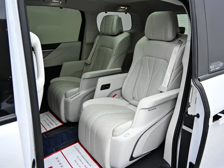 BUICK GL8 NEW ENERGY