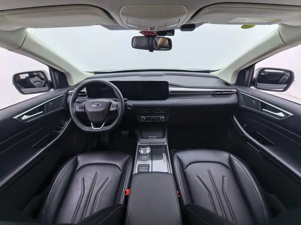 Ford Edge — миниатюра 7