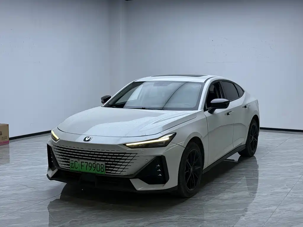 Changan UNI-V iDD 2023