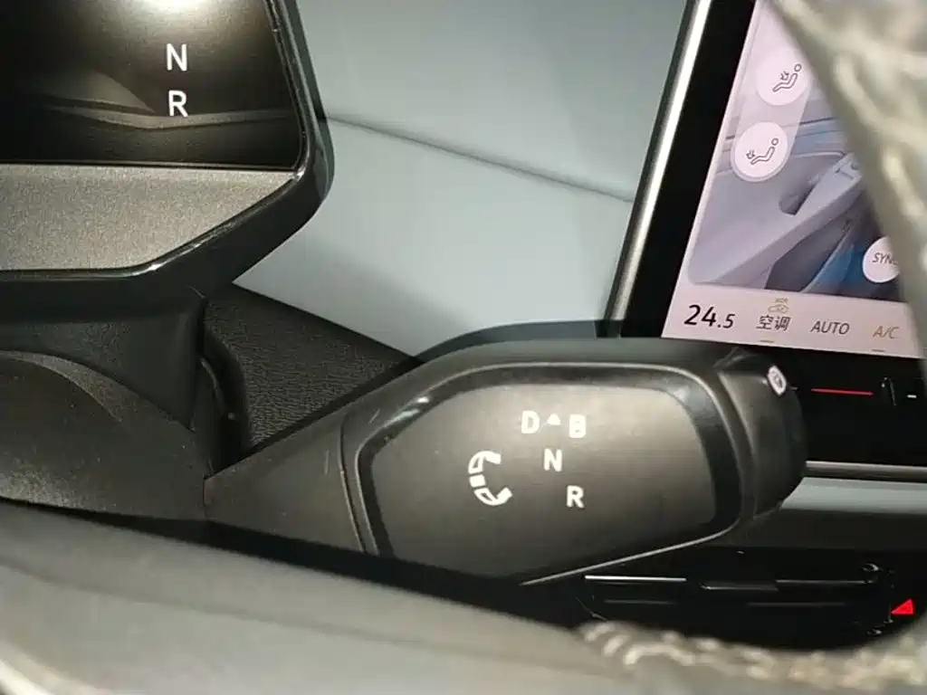 Volkswagen ID.4 X — миниатюра 14