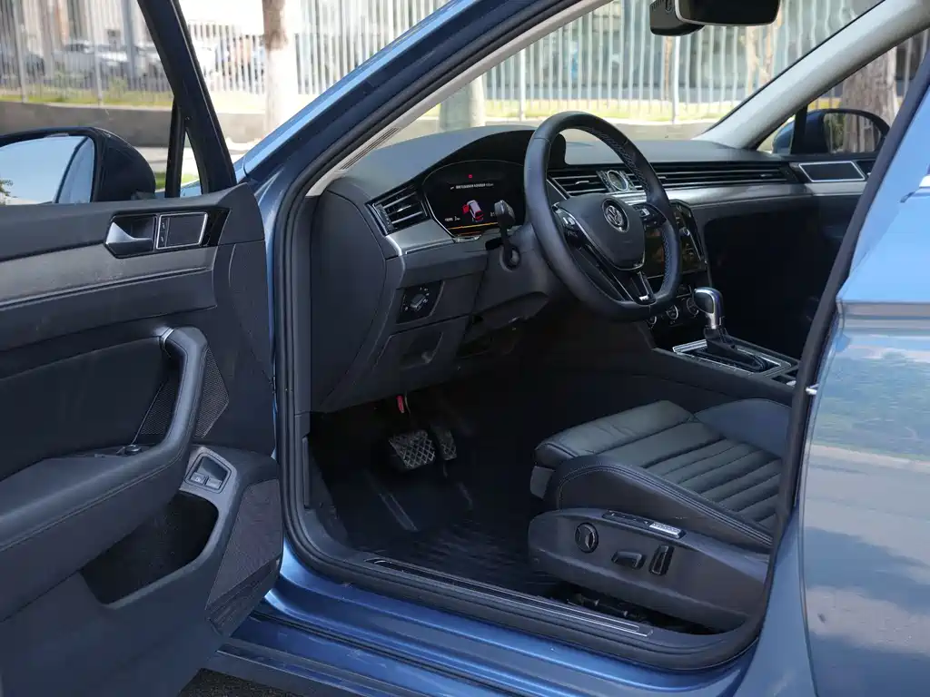 Volkswagen Viloran New Energy — миниатюра 16