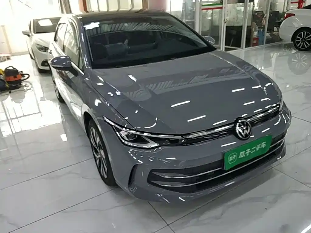 Volkswagen Golf — миниатюра 4